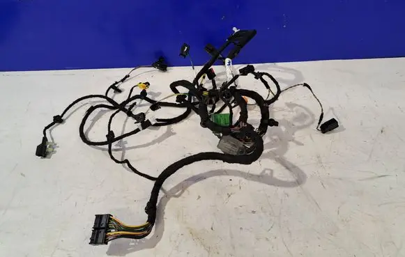 Jaguar XE Seat wiring loom HK8314A699ELB