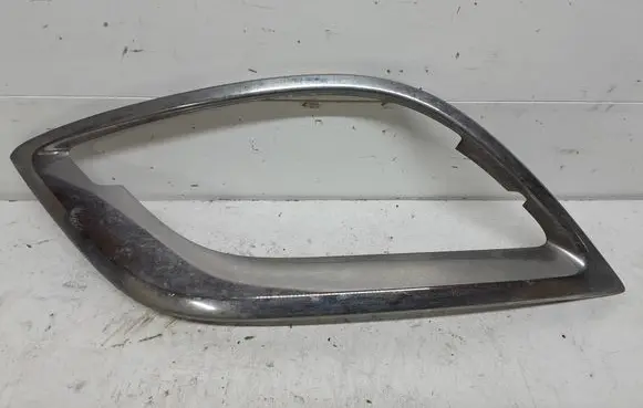 Renault Espace V (RFC) Front fog light trim/grill 622574235R