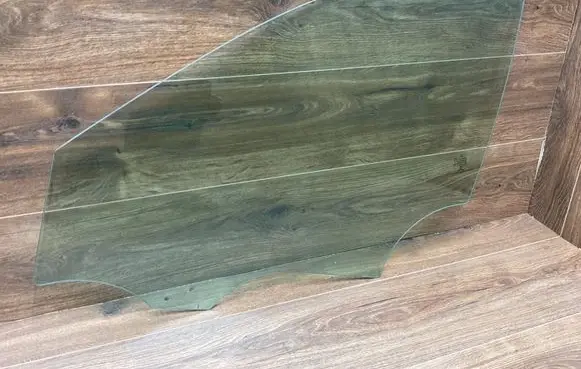 Mercedes-Benz E W213 Front door window glass four-door A2137250110