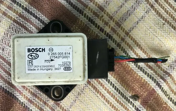 Subaru Impreza III ESP acceleration yaw rate sensor 27542FG001 0265005814