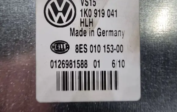 Volkswagen Golf VI Power management control unit 1K0919041