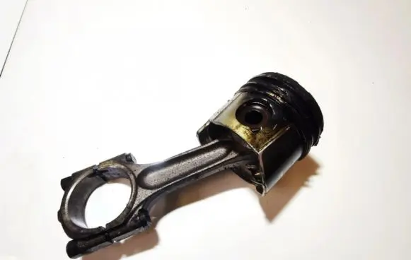 Piston with connecting rod