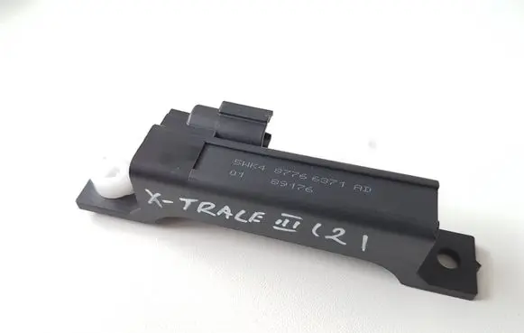 Nissan X-Trail T32 Keyless (KESSY) go control unit/module 4080806900 87766371 89176