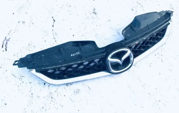 Mazda 5 Front grill c23550711