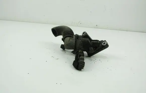 Opel Astra G Thermostat housing 90573325