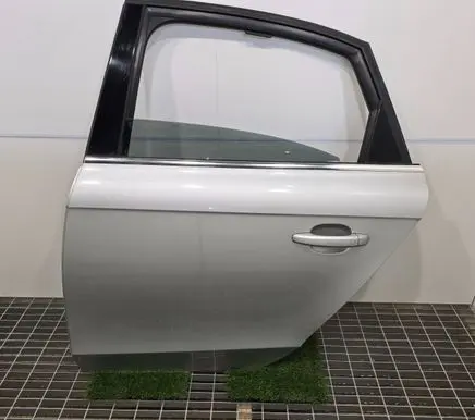 Audi A4 S4 B8 8K Rear door LX7W