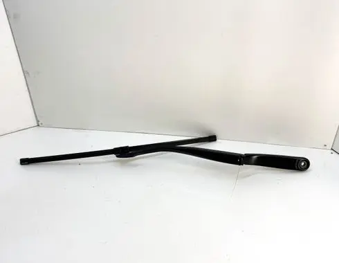 BMW 5 F10 F11 Front wiper blade arm 7182459