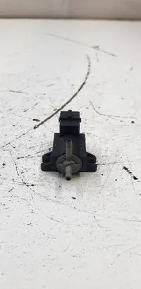 Opel Insignia A Turbo solenoid valve 55557829 7010390