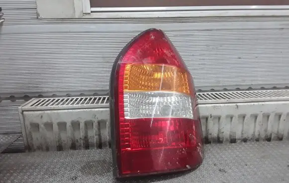 Opel Zafira A Rear/tail lights