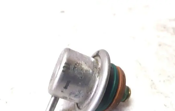 Audi A6 S6 C5 4B Vacuum valve 0280160575
