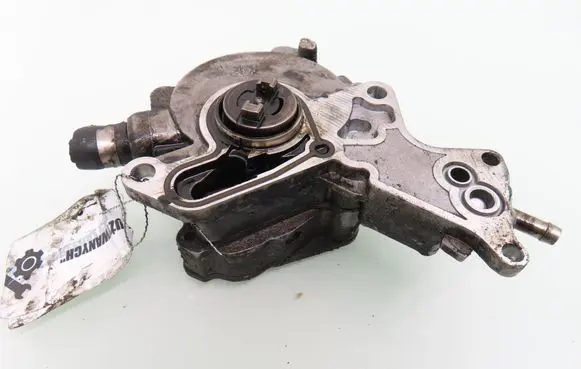 Skoda Fabia Mk1 (6Y) Vacuum pump 038145209A