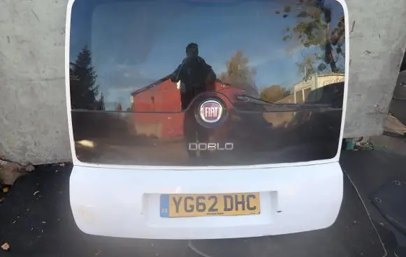 Fiat Doblo Tailgate/trunk/boot lid