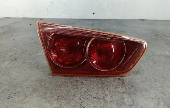Mitsubishi Lancer X Tailgate rear/tail lights P5614STANLEY
