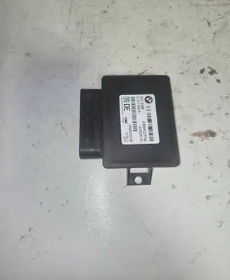 BMW X3 F25 Hand brake control module 686327702