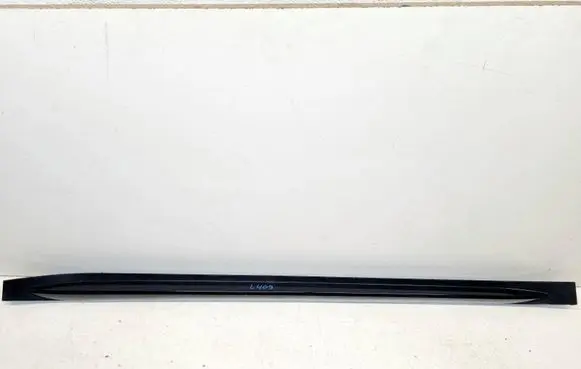 BMW M4 G82 G83 Front sill (body part) 51778084410