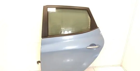 Hyundai ix20 Rear door