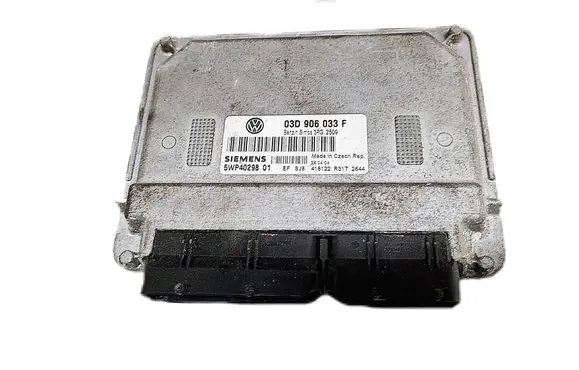 Volkswagen Polo Engine control unit/module 03D906033F
