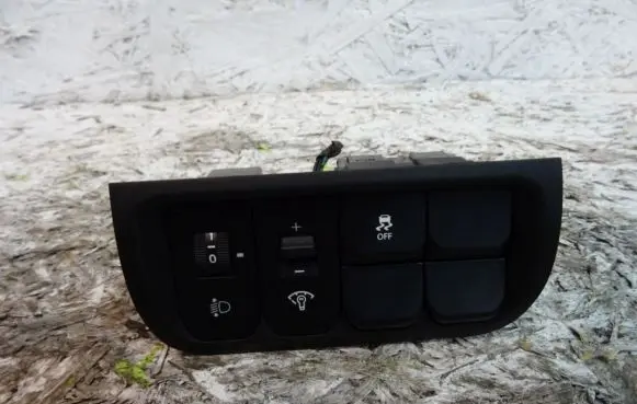 KIA Rio Other switches/knobs/shifts 299105391