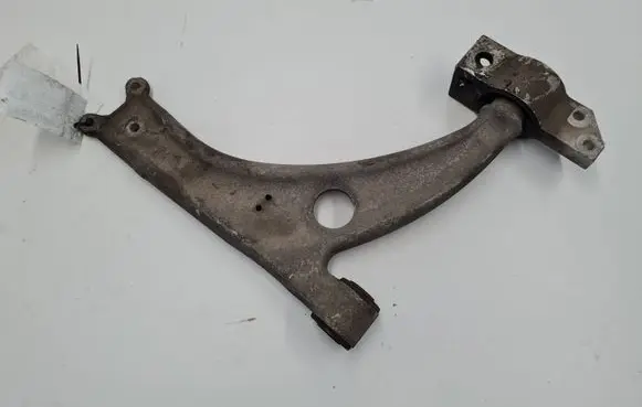 Volkswagen PASSAT B6 Front lower control arm/wishbone 3C0407153B