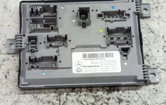 Mercedes-Benz E W213 SAM control unit A2139005622 A2139015306 A1679024101