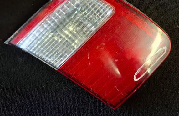 Subaru Forester SF Tailgate rear/tail lights USA921 12V16W