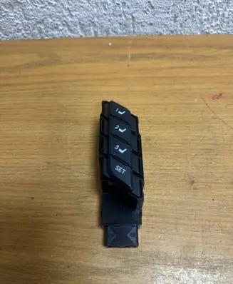 Lexus RX 450H Seat memory switch 15D395R