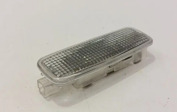 Audi A4 S4 B7 8E 8H Other interior light 4D0947105A