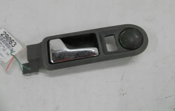 Volkswagen PASSAT B5 Rear door interior handle 