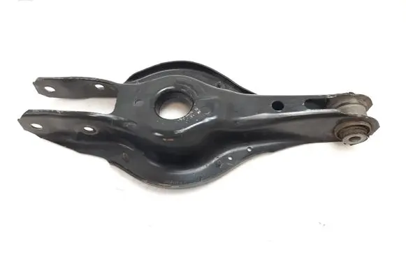 BMW 1 F20 F21 Rear control arm 6867540