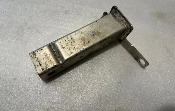 Audi A7 S7 4G Radiator support slam panel bracket 4G0805528A 4G0805528
