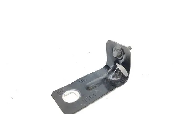Maserati Ghibli Fender mounting bracket