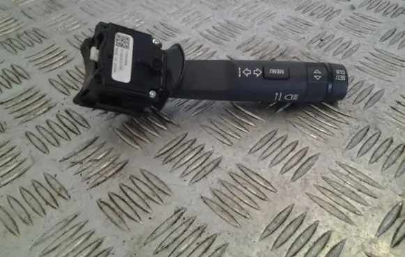Opel Astra J Indicator stalk 13303268 01320410155
