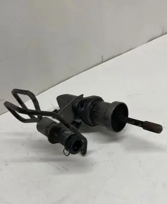 BMW 1 E81 E87 Clutch master cylinder 6642