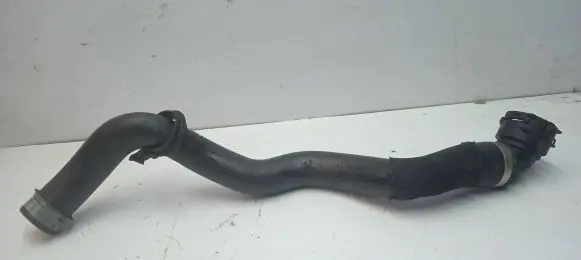 Mercedes-Benz E W213 Engine coolant pipe/hose A2135013982