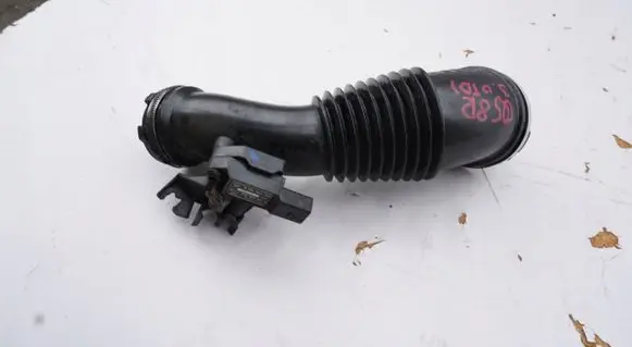 Audi Q5 SQ5 Air intake duct part 059129615E