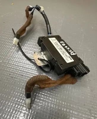 Honda Accord Aerial antenna amplifier 12221459 998KLB421170295
