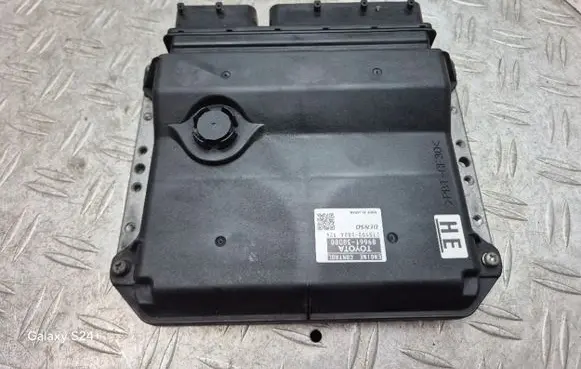 Lexus GS 300 350 430 450H Engine control unit/module 8966130D00 2751005824