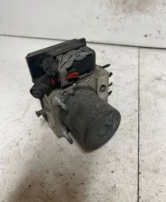 Audi A4 S4 B7 8E 8H ABS Pump 8E0910517H