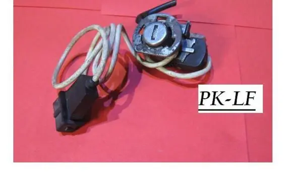 Audi 100 S4 C4 Front door lock (next to the handle) 43241