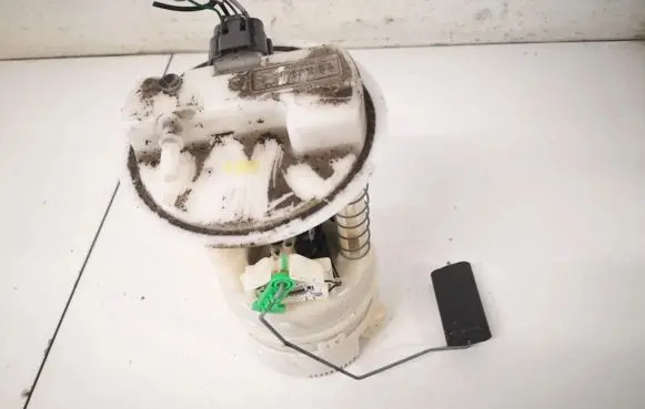 Renault Twingo II In-tank fuel pump