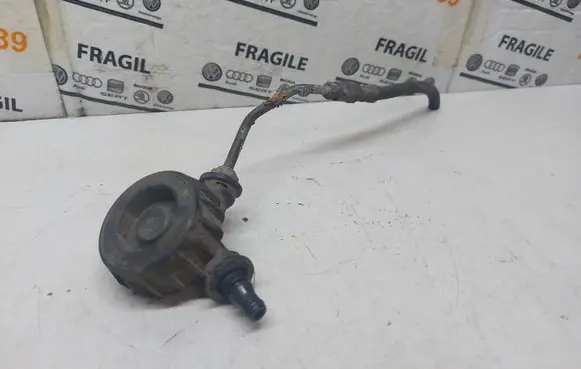 Volkswagen Golf V Clutch pipe/line FM277001