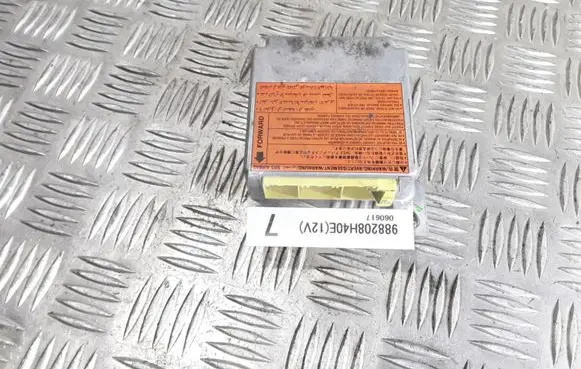 Nissan X-Trail T30 Airbag control unit/module 988208H40E 060617