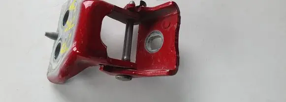 Peugeot 3008 I Front door lower hinge 