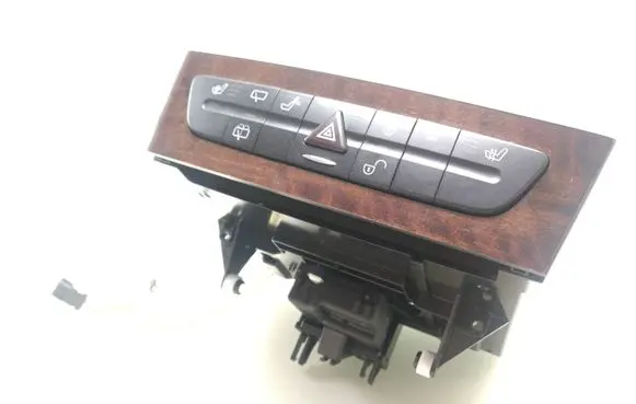 Mercedes-Benz E W211 Hazard light switch A2116800552