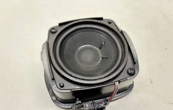 Audi A8 S8 D3 4E Front door speaker 4E0035411P