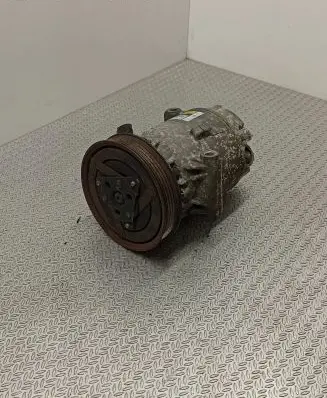 Renault Megane II Air conditioning (A/C) compressor (pump) 8200316164 01140017 12023035629A