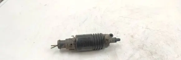 Volkswagen Polo III 6N 6N2 6NF Windscreen/windshield washer pump 4A0955651