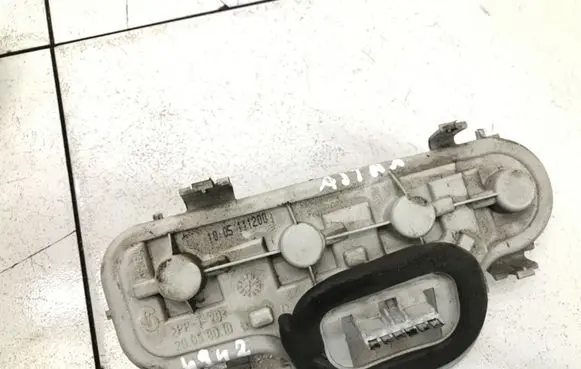 Tail light part
