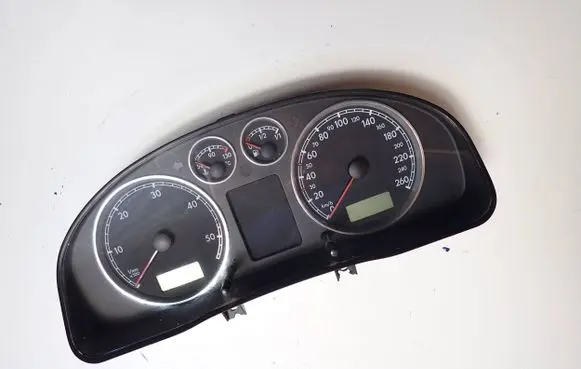 Volkswagen PASSAT B5 Speedometer (instrument cluster) 3B0920806A