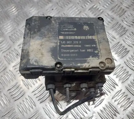 Volkswagen Golf IV ABS Pump 1J0907379P